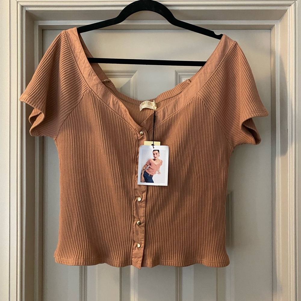 NWT Nation LTD XXL Crop Tan Ribbed Button-Up Off Shoulder Top